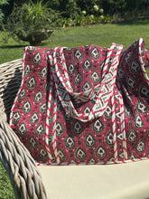 Load image into Gallery viewer, Pellegrine Tote bag
